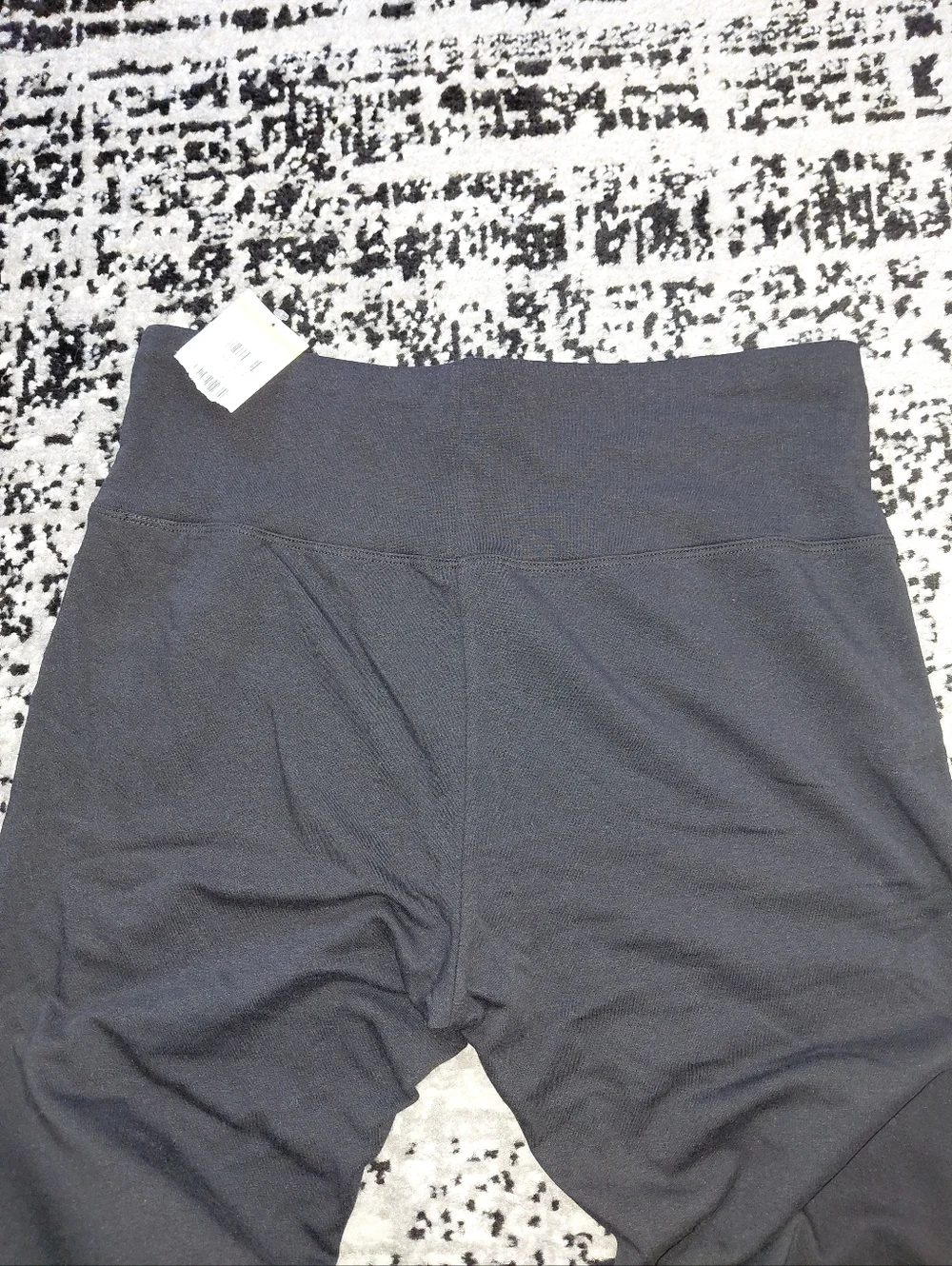 Eileen Fisher Cozy “Hug” High-Waisted Leggings Black M NWT | Luxe Loungewear